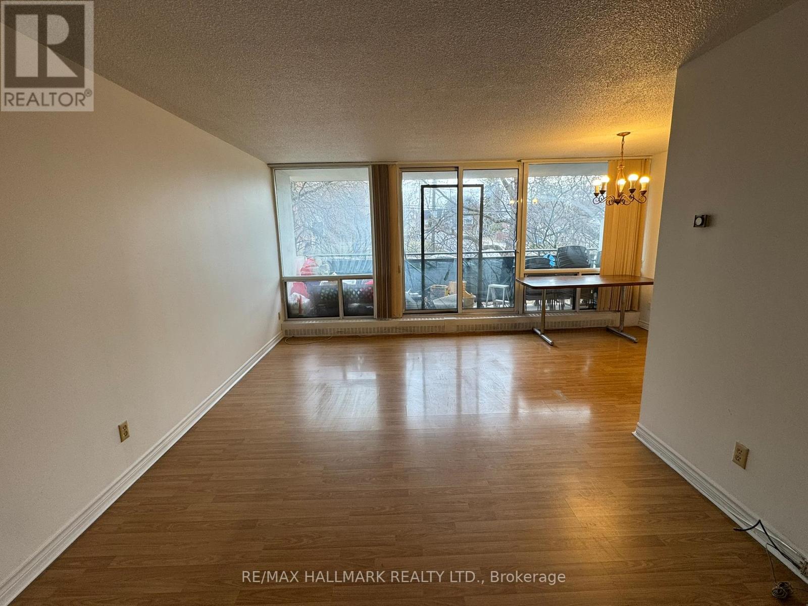 212 - 10 Sunrise Avenue, Toronto, Ontario  M4A 2R1 - Photo 5 - C12962024