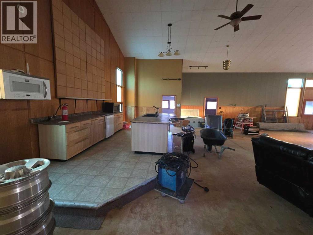 204 Lay Vivian Avenue W, Galahad, Alberta  T0B 1R0 - Photo 16 - A2294541