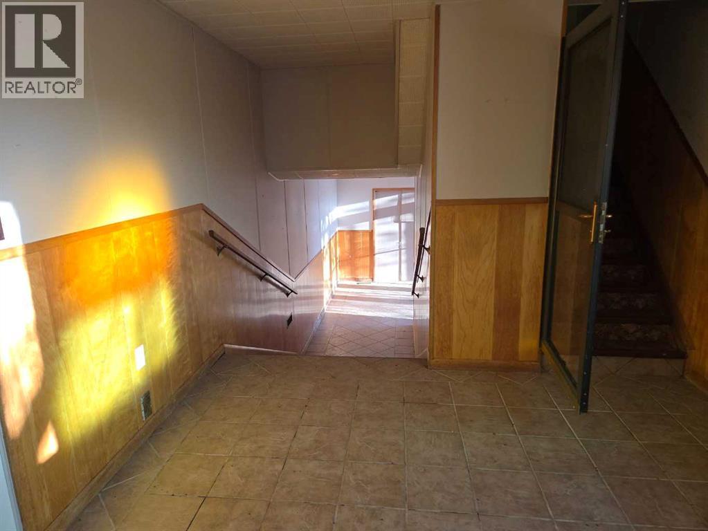 204 Lay Vivian Avenue W, Galahad, Alberta  T0B 1R0 - Photo 33 - A2294541