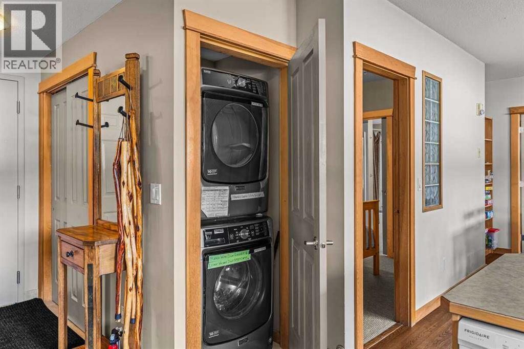 300, 1140 Railway Avenue, Canmore, Alberta  T1W 1P4 - Photo 9 - A2299405