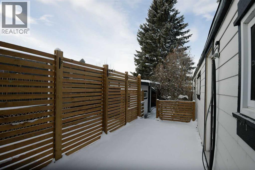 429, 3223 83 Street NW, Calgary, Alberta  T3B 5P2 - Photo 21 - A2299437