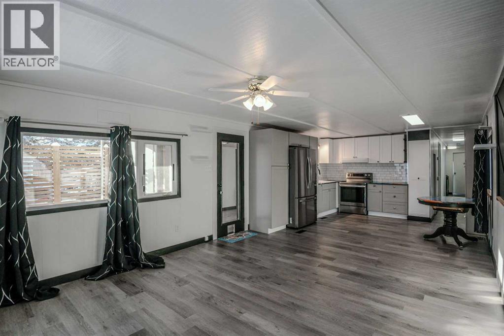 429, 3223 83 Street NW, Calgary, Alberta  T3B 5P2 - Photo 7 - A2299437