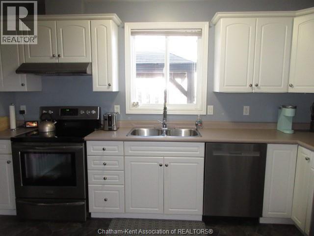 198 Woods Street, Chatham, Ontario  N7L 2Z1 - Photo 5 - 26006653