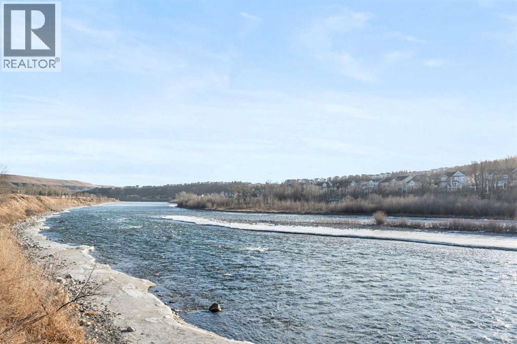 202, 156 Park Street, Cochrane, Alberta  T4C 2B8 - Photo 38 - A2279942