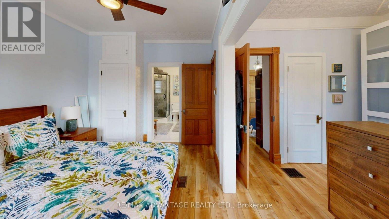 57 Queen Street, St. Thomas, Ontario  N5R 3J4 - Photo 31 - X12962090