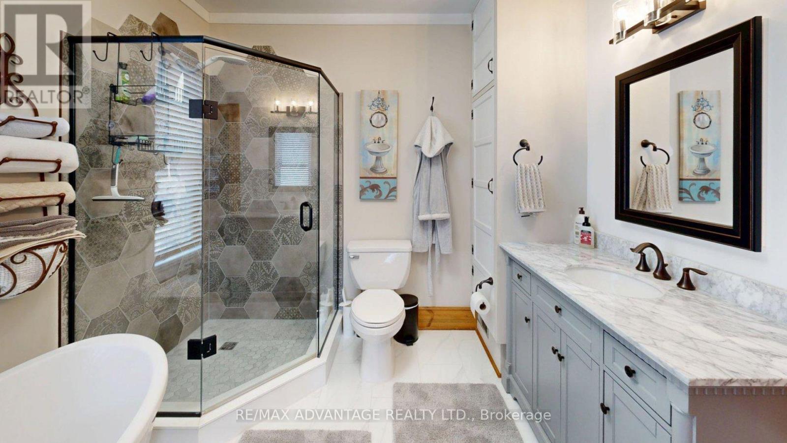 57 Queen Street, St. Thomas, Ontario  N5R 3J4 - Photo 34 - X12962090