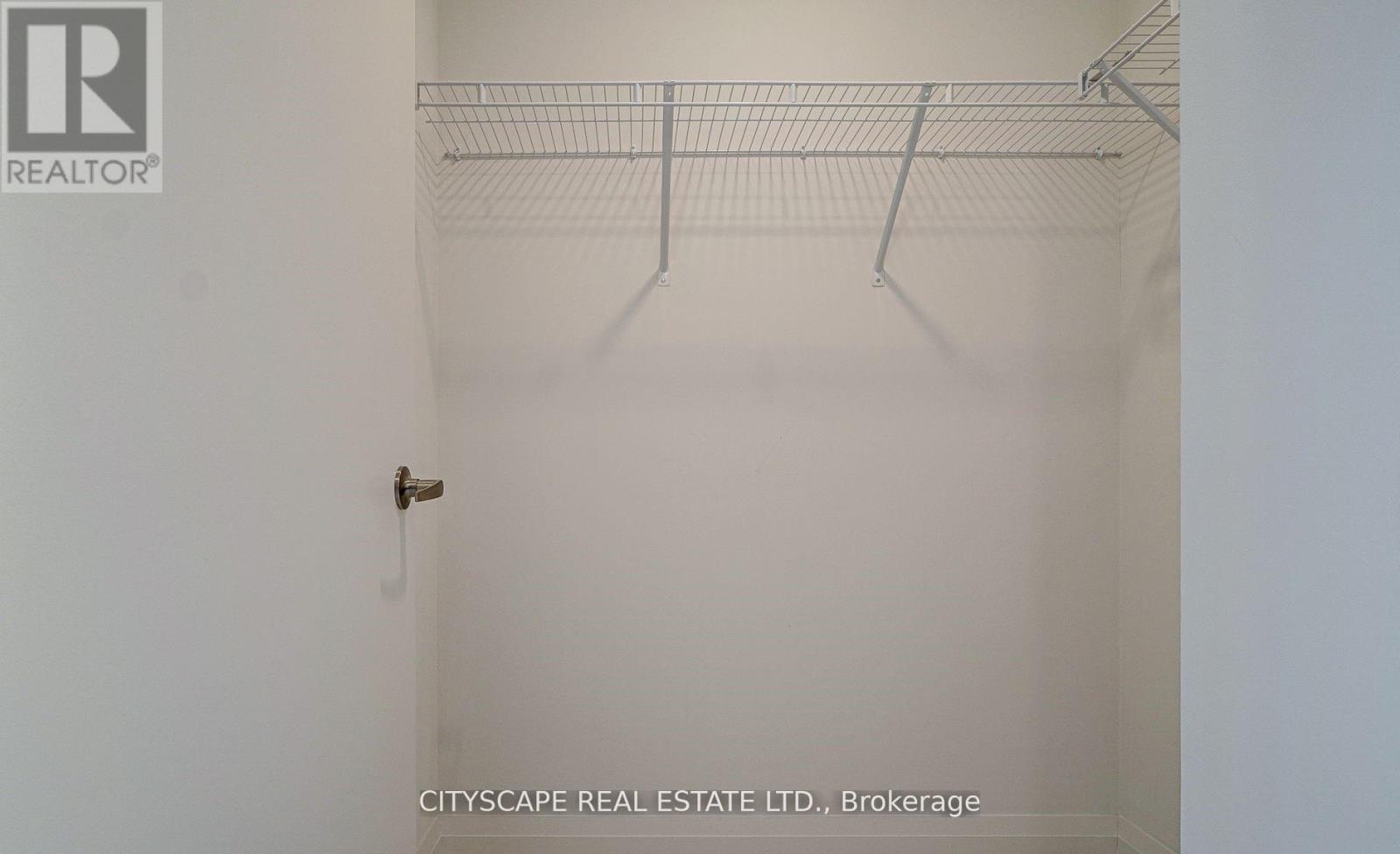 1007 - 10 Gibbs Road, Toronto, Ontario  M9B 0E2 - Photo 8 - W12962038