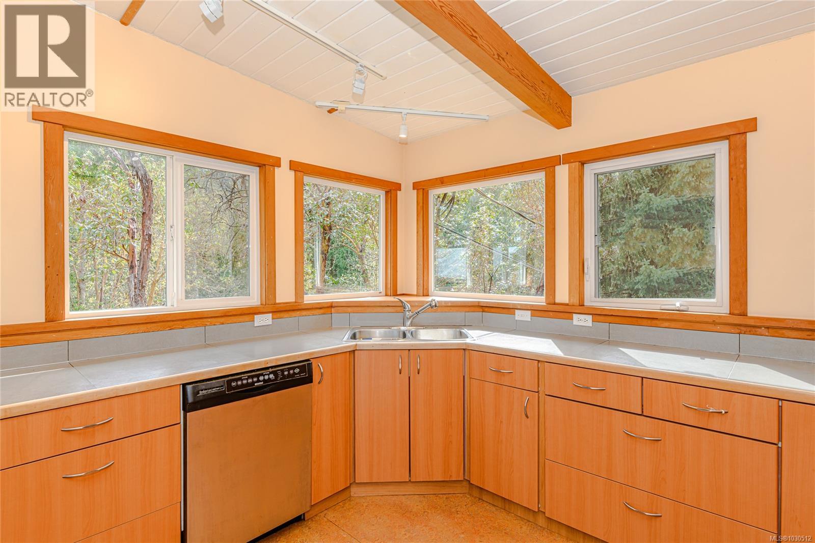 1500 Beddis Rd, Salt Spring, British Columbia  V8K 2E3 - Photo 14 - 1030512