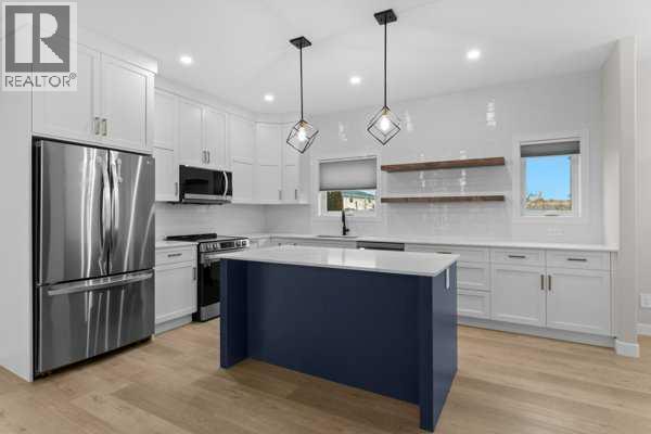 4305 48 Avenue, Sylvan Lake, Alberta  T4N 1N5 - Photo 6 - A2273573