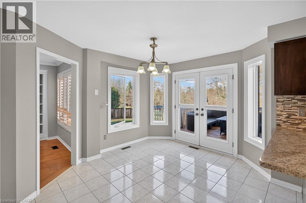 53 Laurendale Avenue, Waterdown, Ontario  L8B 0M6 - Photo 6 - 40817865