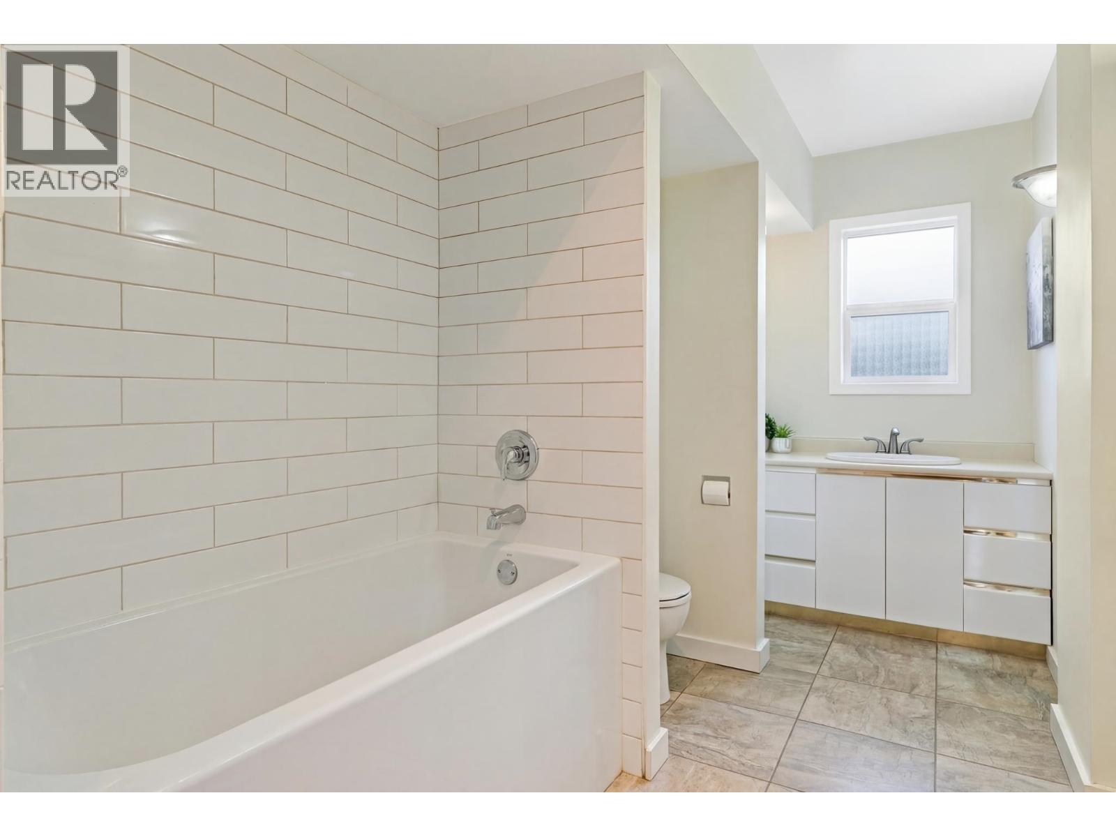 972 Beaconsfield Road, North Vancouver, British Columbia V7R 1T2 - Photo 25 - R3107169