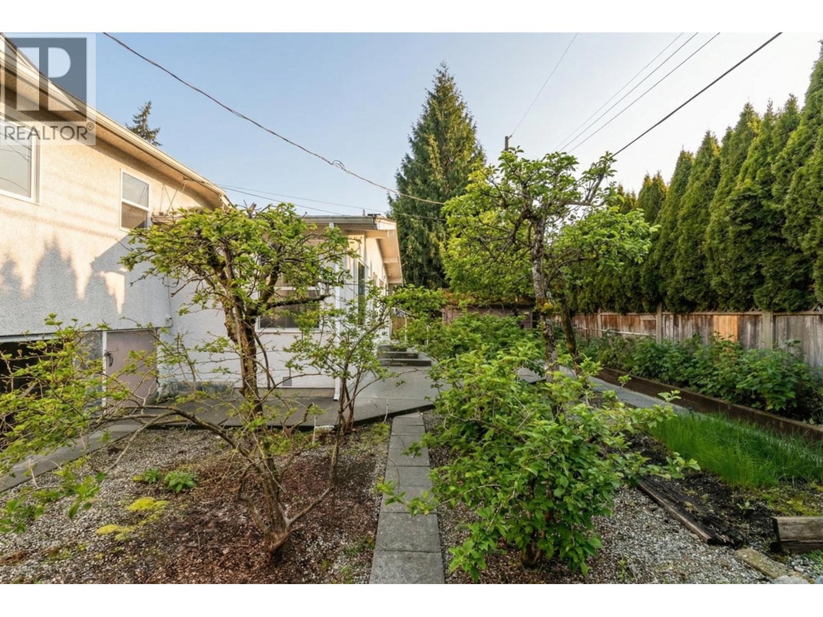 972 Beaconsfield Road, North Vancouver, British Columbia V7R 1T2 - Photo 32 - R3107169