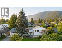 972 BEACONSFIELD ROAD, North Vancouver, British Columbia