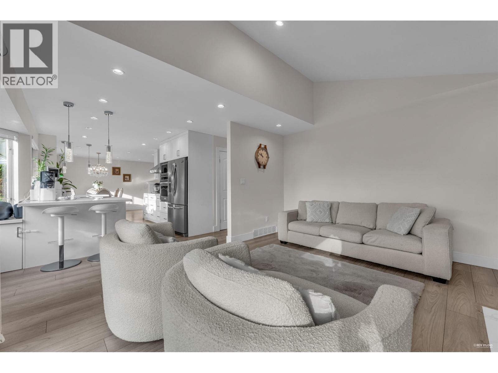 633 Fir Street, North Vancouver, British Columbia  V7M 1W3 - Photo 13 - R3107178