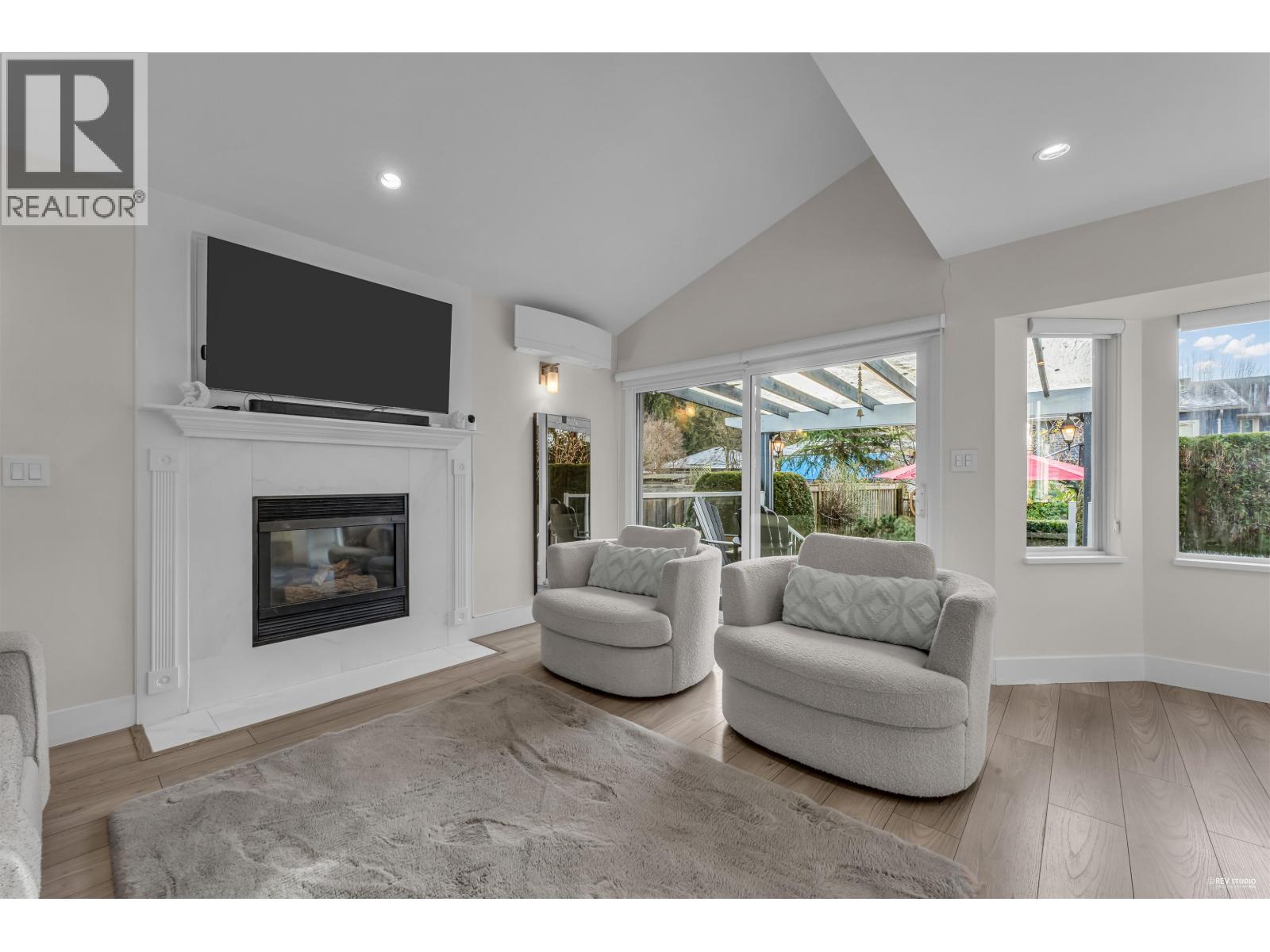 633 Fir Street, North Vancouver, British Columbia  V7M 1W3 - Photo 16 - R3107178