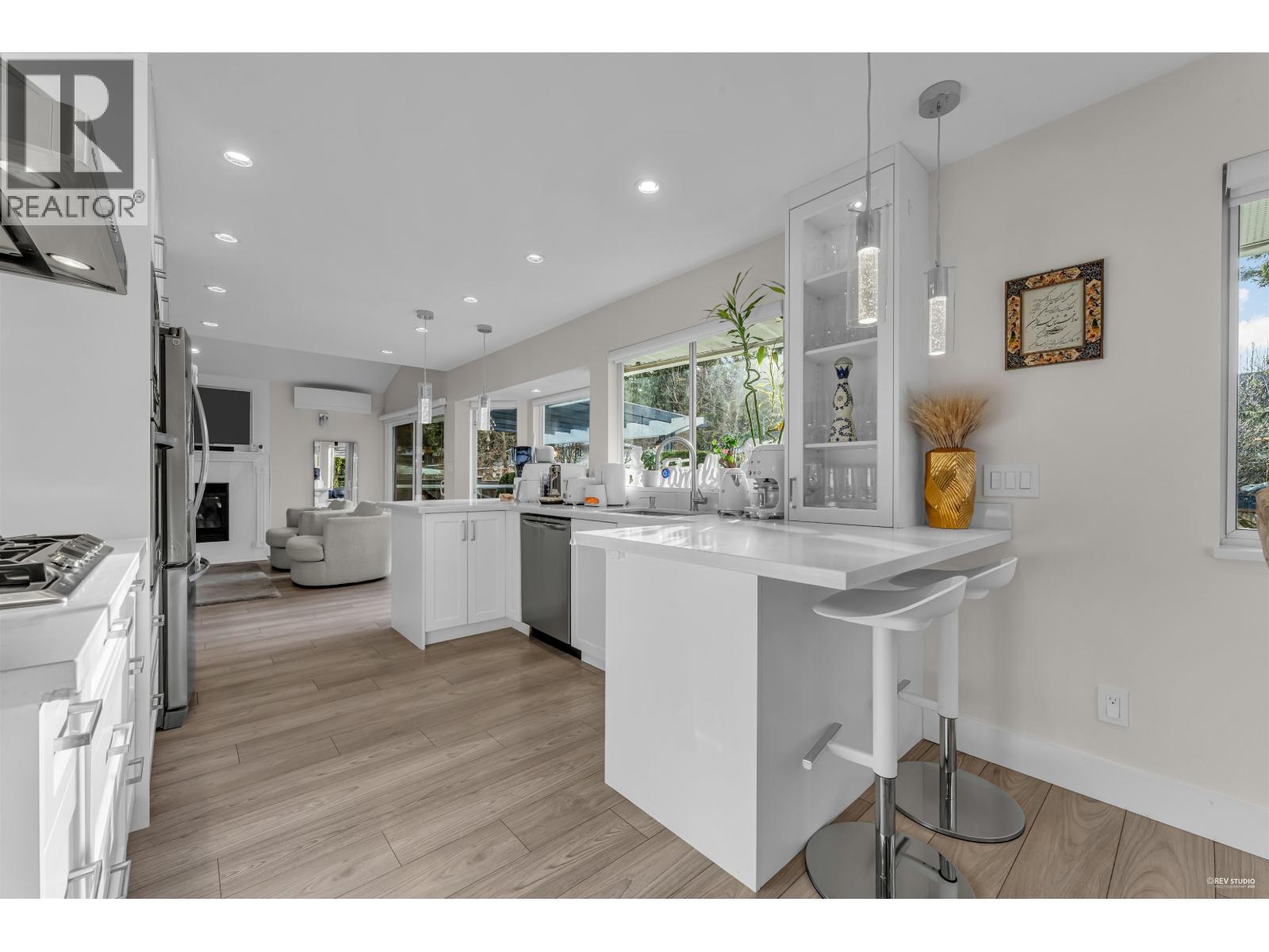 633 Fir Street, North Vancouver, British Columbia  V7M 1W3 - Photo 8 - R3107178