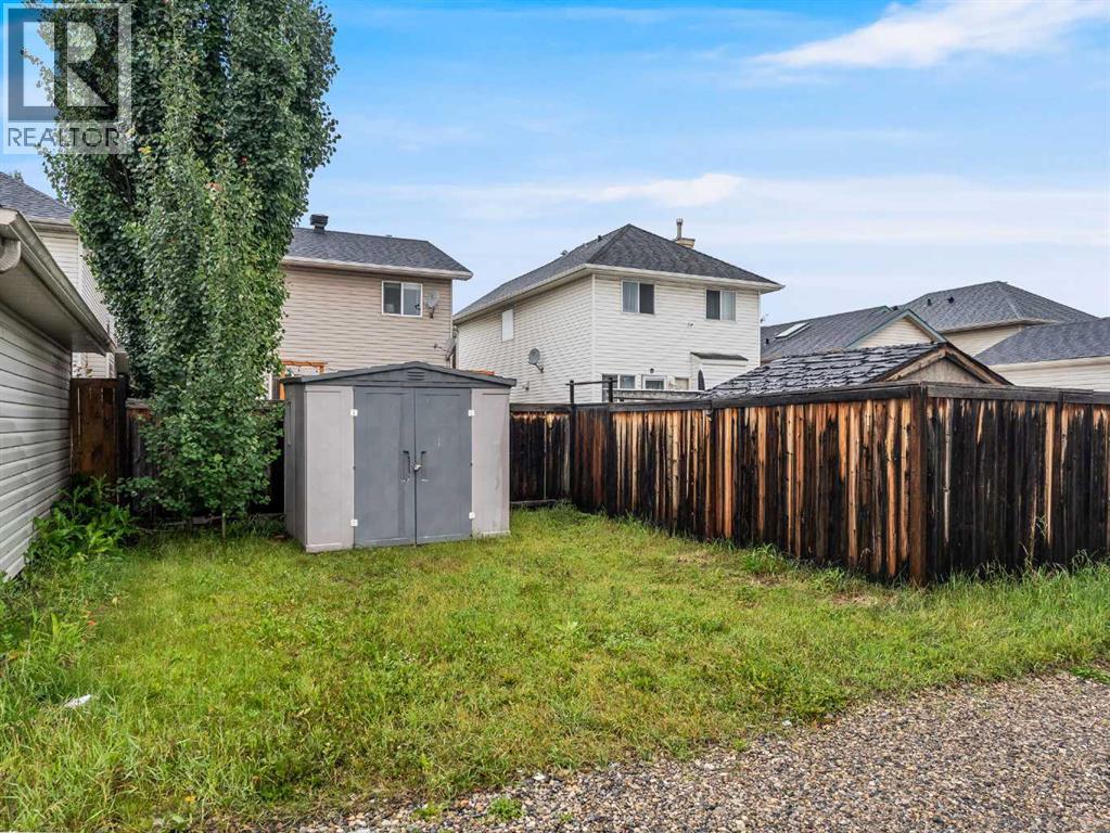 68 Bridleridge Gardens SW, Calgary, Alberta  T2Y 4C9 - Photo 33 - A2287128