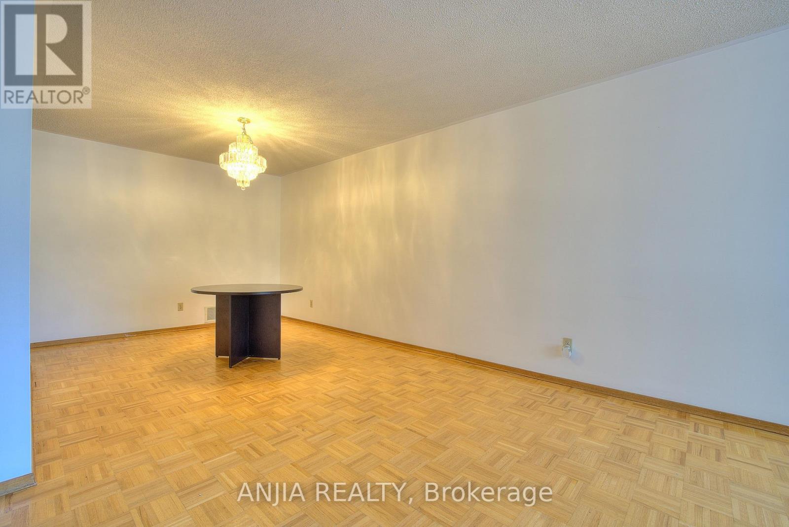 Cres - 128 Loganberry Crescent, Toronto, Ontario  M2H 3H1 - Photo 6 - C12962102