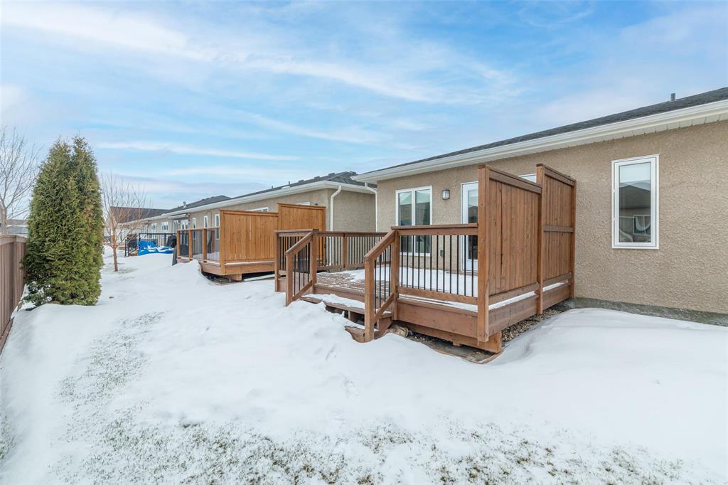 13 Berkeley Bend, Steinbach, Manitoba  R5G 2K4 - Photo 33 - 202606201