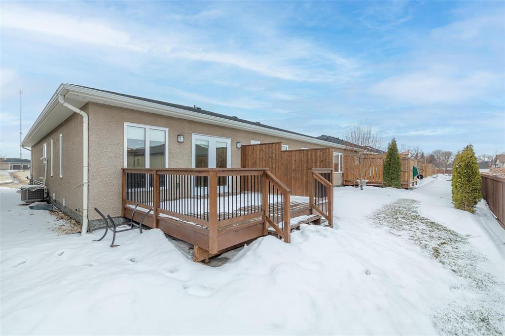 13 Berkeley Bend, Steinbach, Manitoba  R5G 2K4 - Photo 34 - 202606201