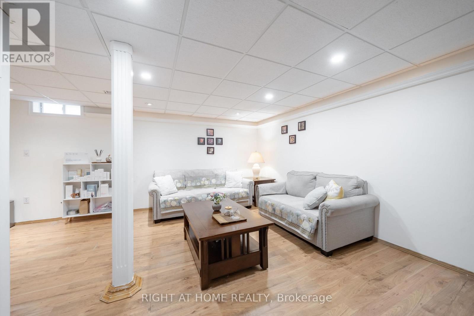 21 - 370 Riddell Court, Newmarket (Gorham-College Manor), Ontario  L3Y 8M8 - Photo 34 - N12918240