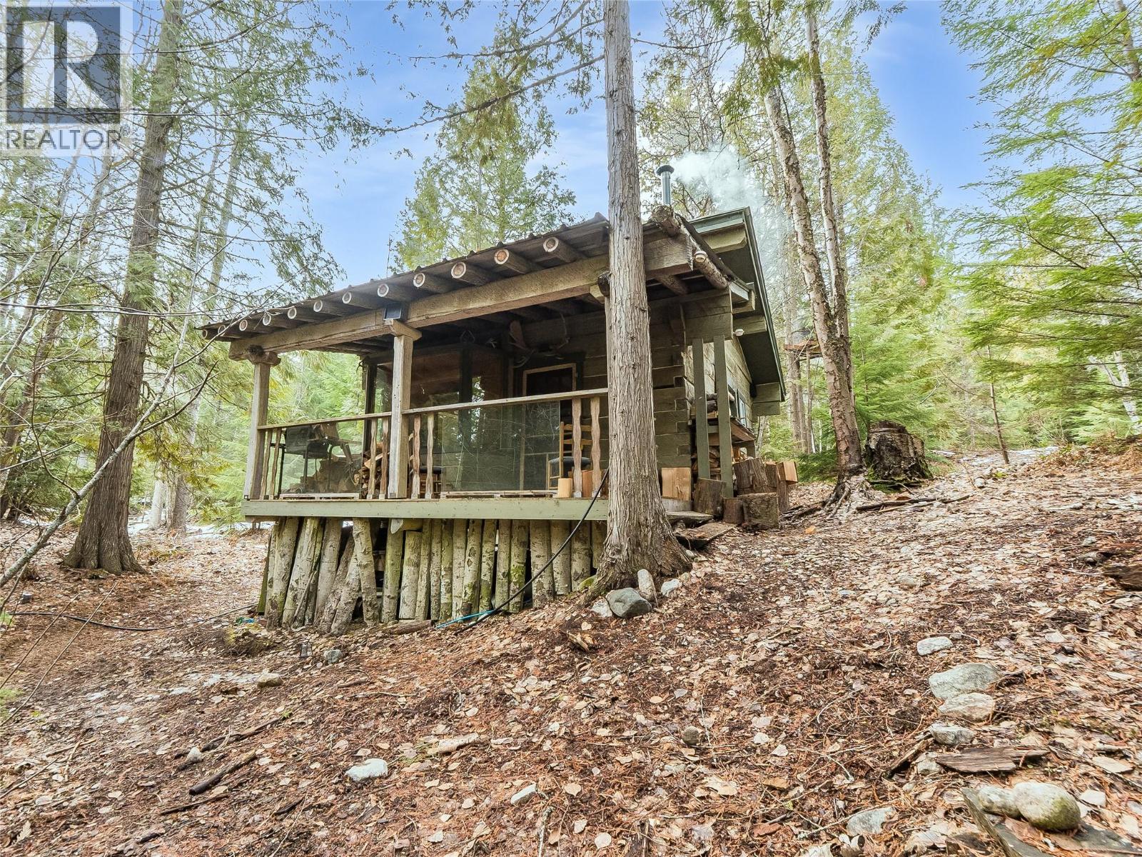 4229 Casino Road, Trail, British Columbia  V1R 4X3 - Photo 19 - 10379615