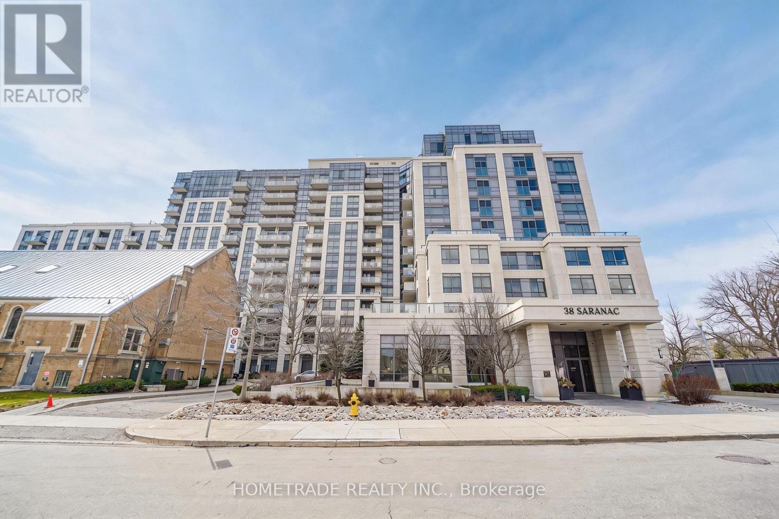 310 - 35 SARANAC BOULEVARD, Toronto, Ontario