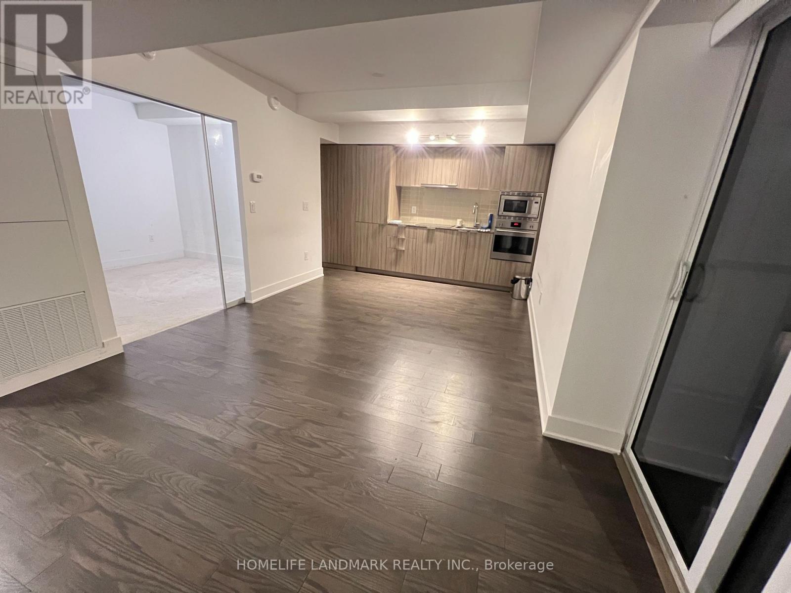 512 - 955 Bay Street, Toronto, Ontario  M5S 2A2 - Photo 3 - C12917414