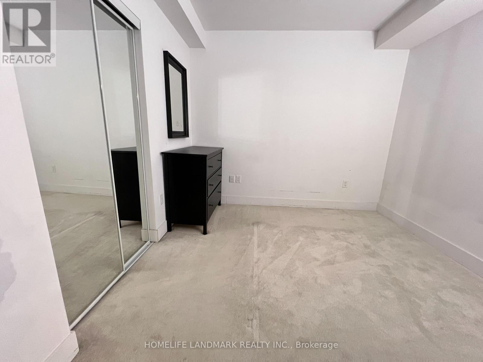 512 - 955 Bay Street, Toronto, Ontario  M5S 2A2 - Photo 6 - C12917414