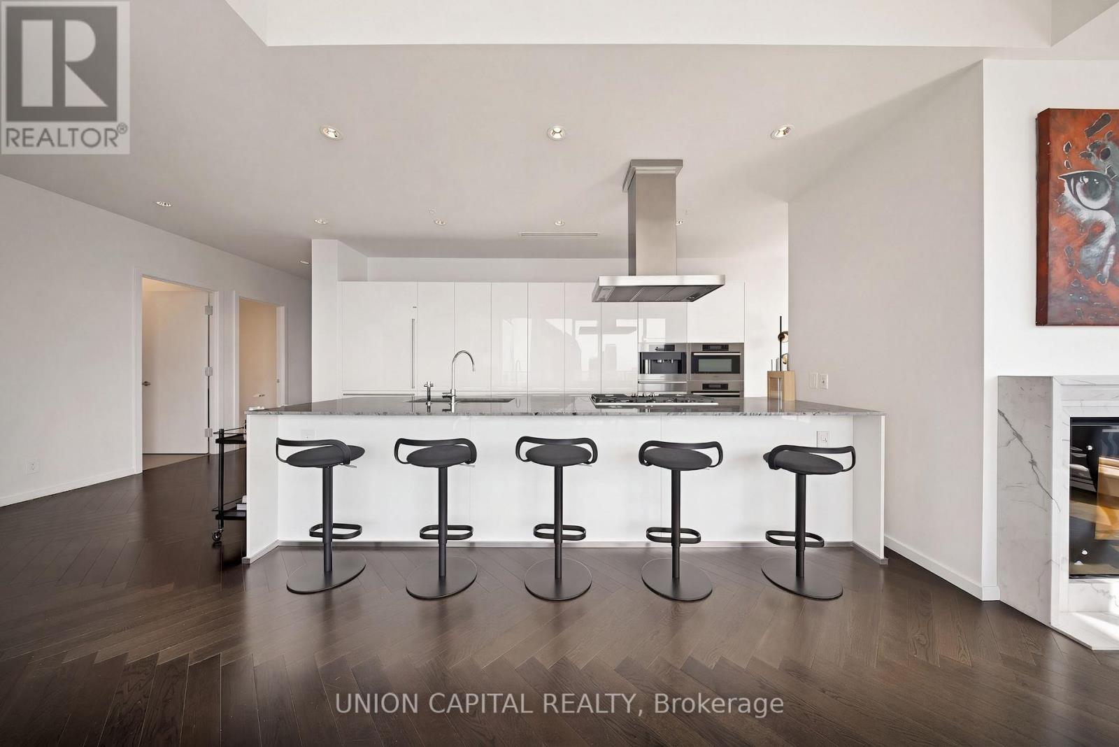 5508 - 180 University Avenue, Toronto, Ontario  M5H 0A2 - Photo 11 - C12959530