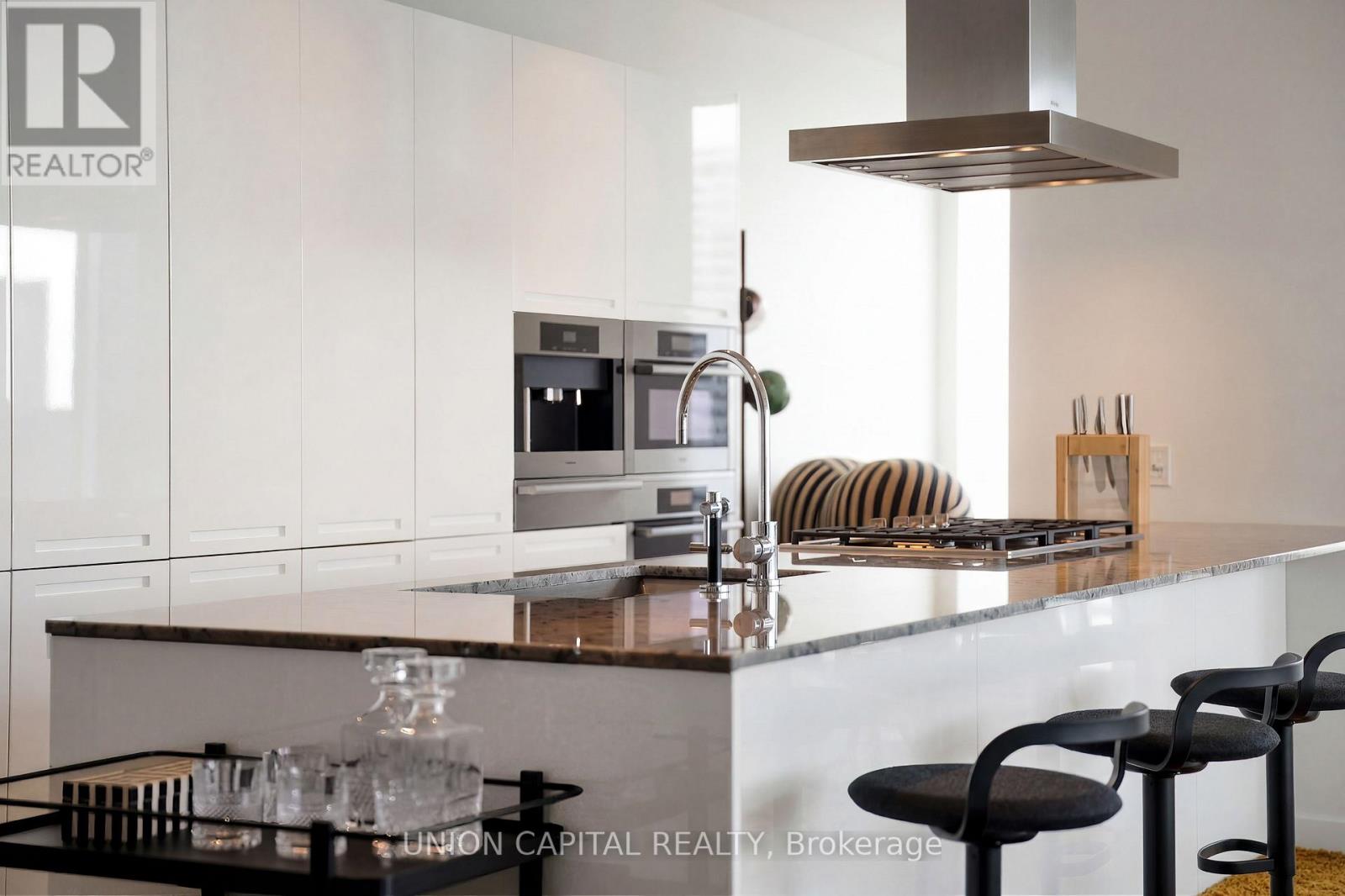 5508 - 180 University Avenue, Toronto, Ontario  M5H 0A2 - Photo 15 - C12959530