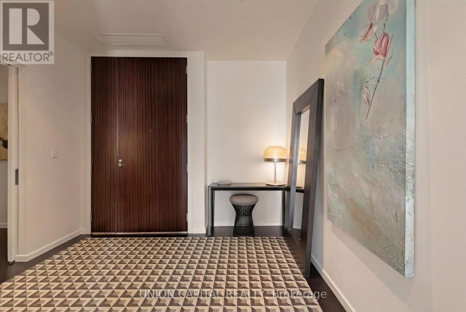 5508 - 180 University Avenue, Toronto, Ontario  M5H 0A2 - Photo 2 - C12959530