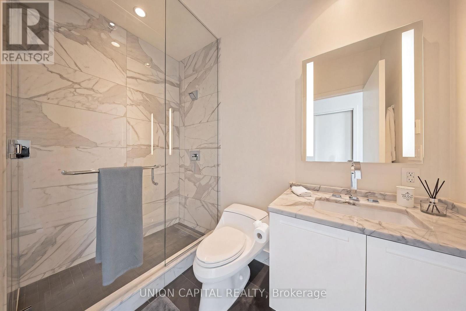 5508 - 180 University Avenue, Toronto, Ontario  M5H 0A2 - Photo 26 - C12959530