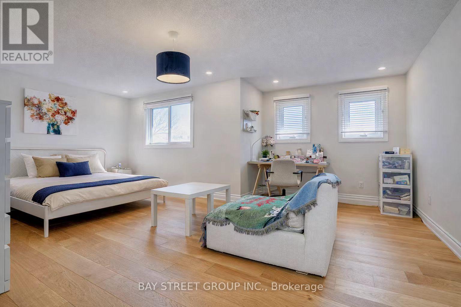 78 John Stiver Crescent, Markham, Ontario  L3R 9B3 - Photo 35 - N12954886