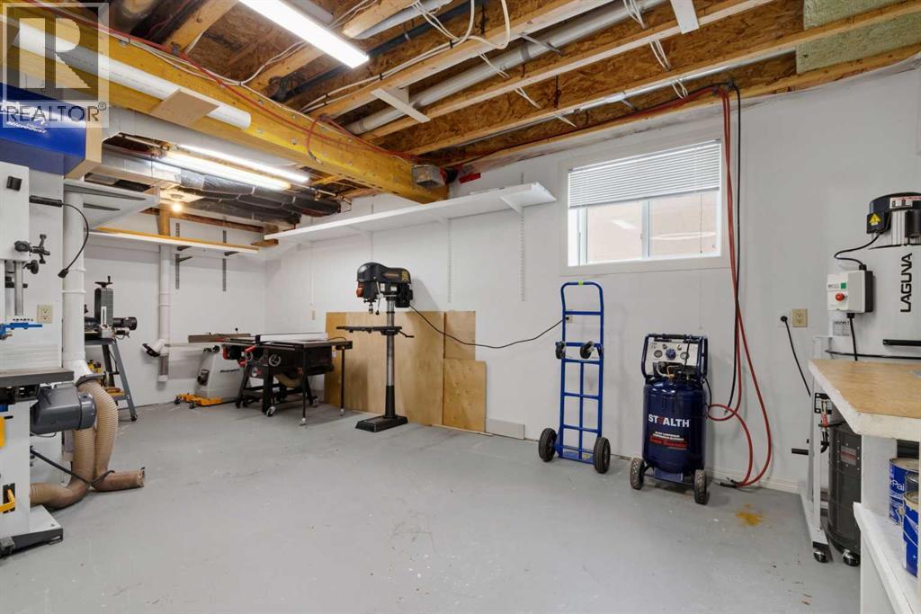 71 Elgin Estates Hill Se, Calgary, Alberta  T2Z 4R1 - Photo 34 - A2292729