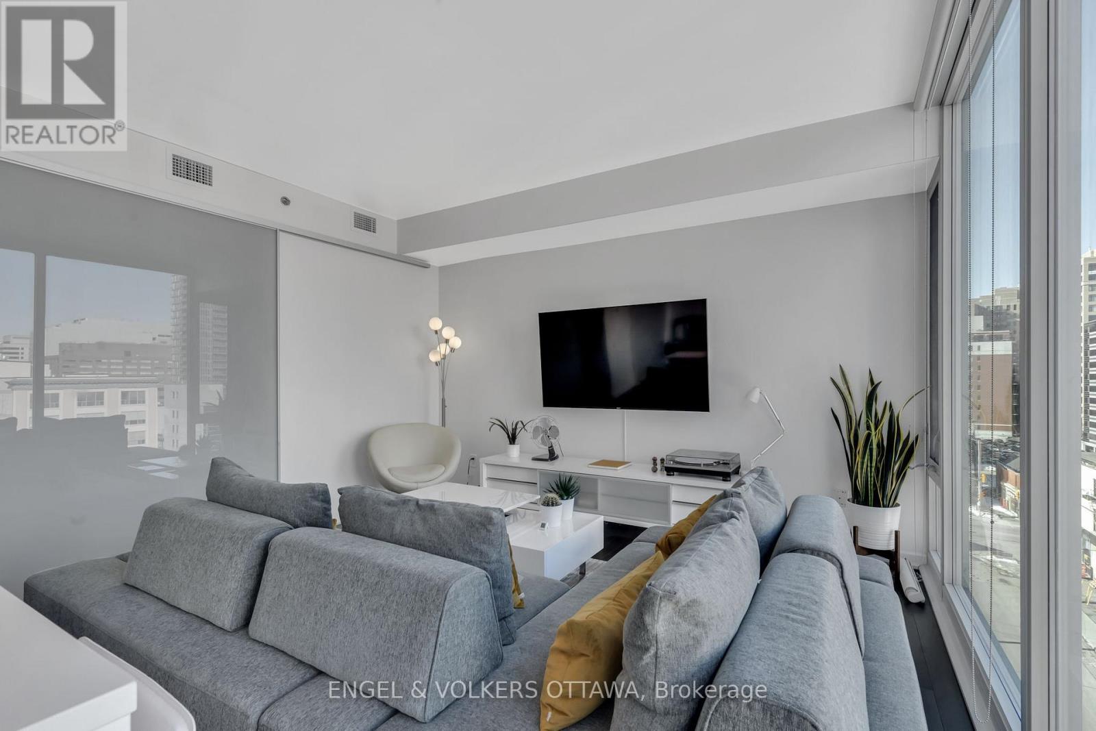 701 - 300 Lisgar Street, Ottawa, Ontario  K2P 0E2 - Photo 13 - X12962132