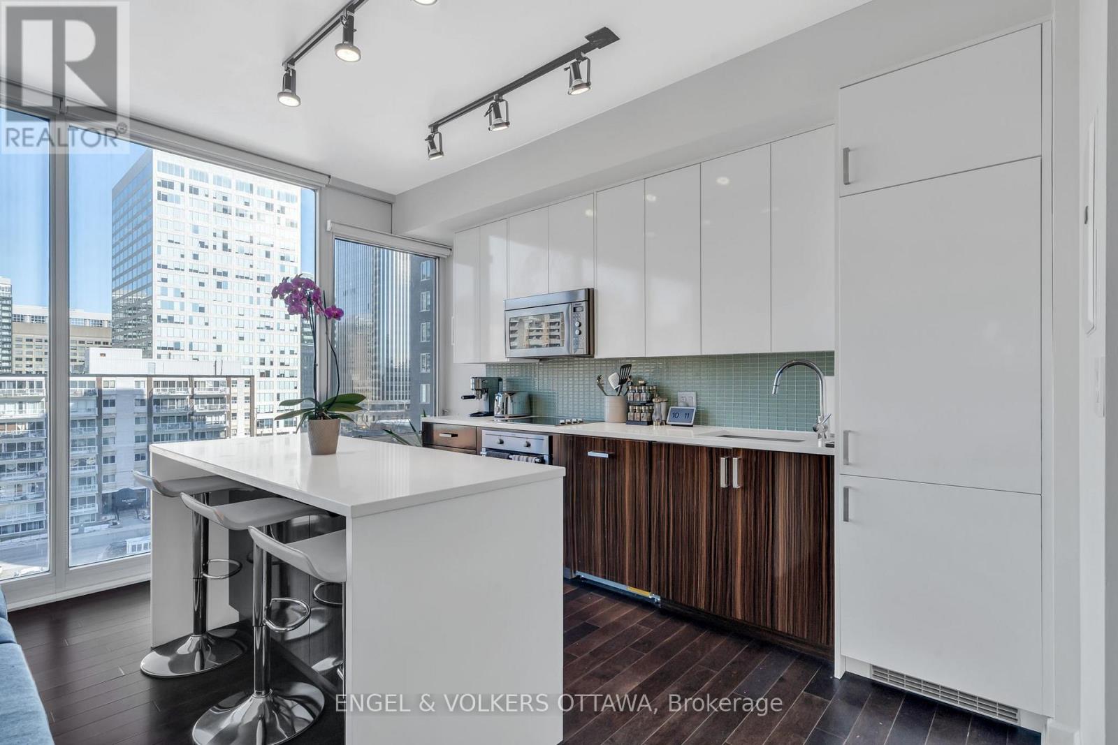 701 - 300 Lisgar Street, Ottawa, Ontario  K2P 0E2 - Photo 15 - X12962132