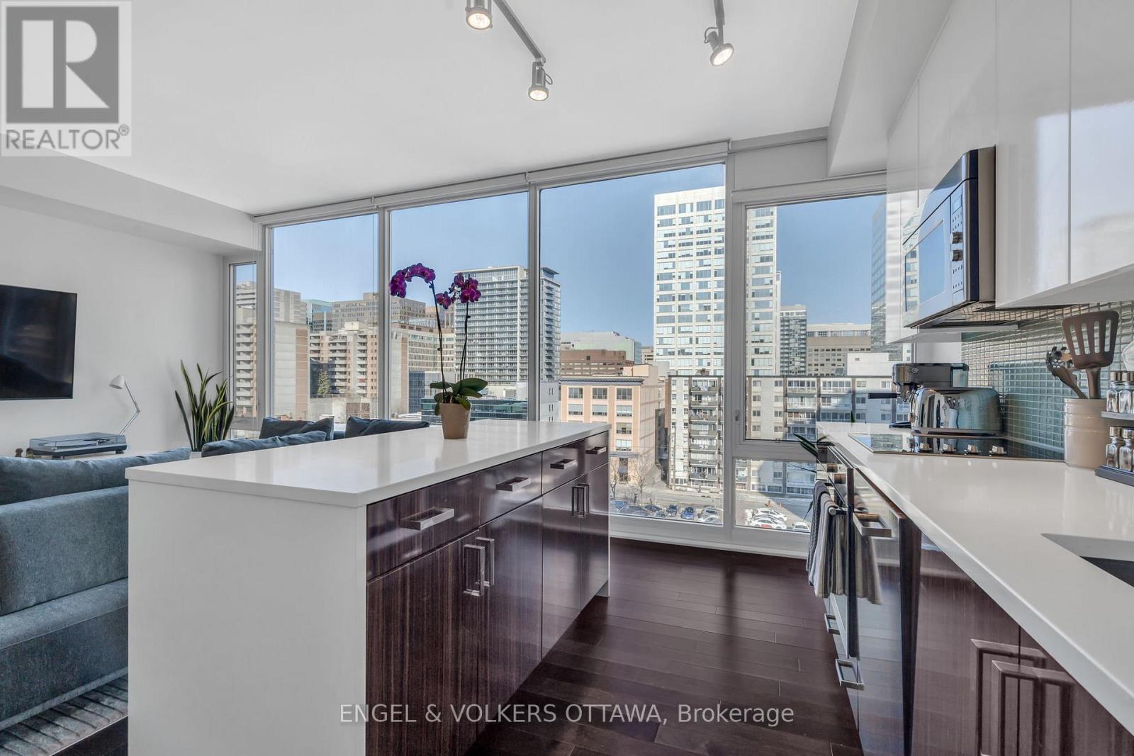 701 - 300 Lisgar Street, Ottawa, Ontario  K2P 0E2 - Photo 18 - X12962132