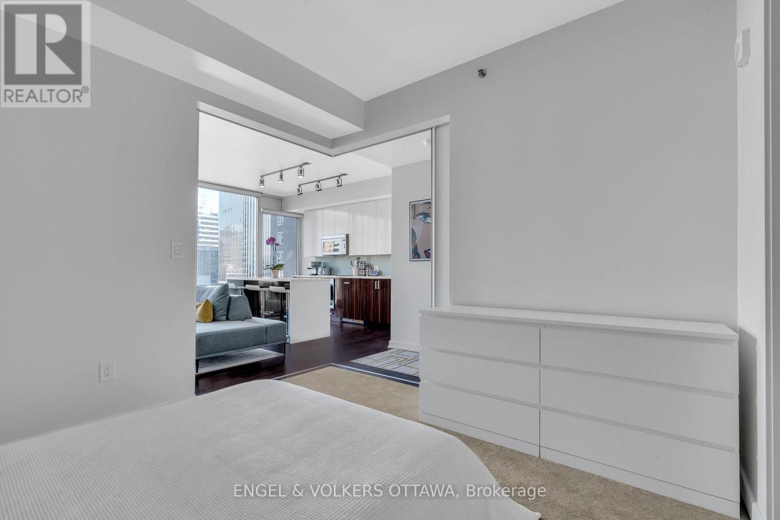 701 - 300 Lisgar Street, Ottawa, Ontario  K2P 0E2 - Photo 20 - X12962132