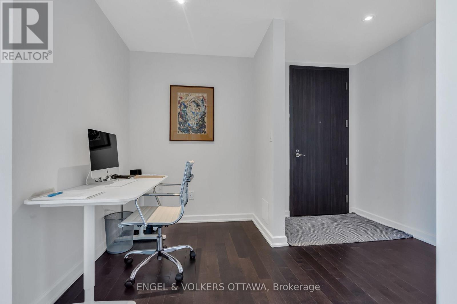 701 - 300 Lisgar Street, Ottawa, Ontario  K2P 0E2 - Photo 6 - X12962132