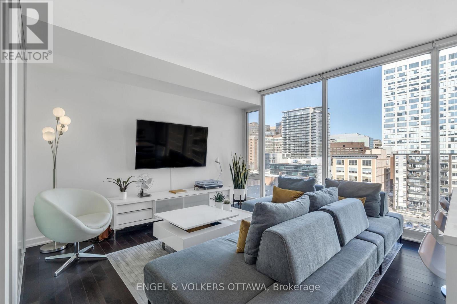 701 - 300 Lisgar Street, Ottawa, Ontario  K2P 0E2 - Photo 8 - X12962132