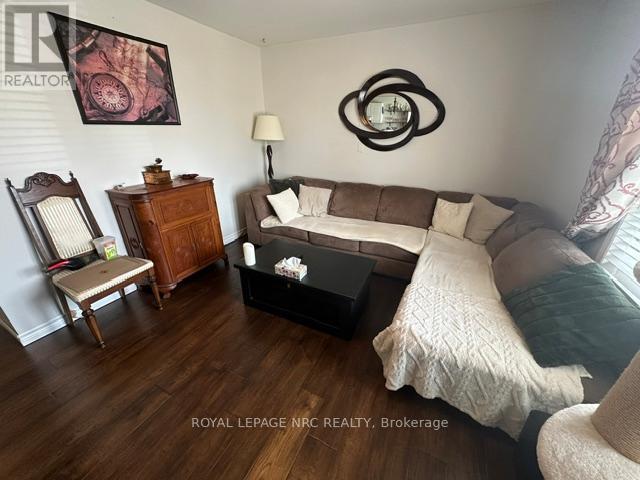 7712 Charnwood Avenue, Niagara Falls, Ontario  L2H 3E3 - Photo 12 - X12962110