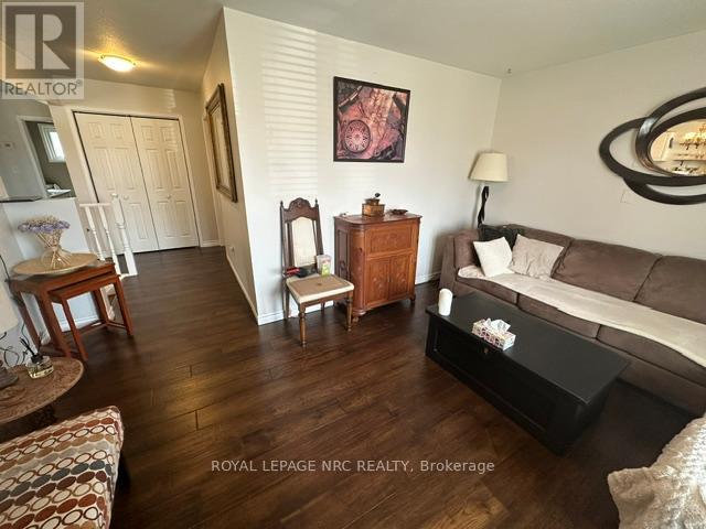 7712 Charnwood Avenue, Niagara Falls, Ontario  L2H 3E3 - Photo 13 - X12962110