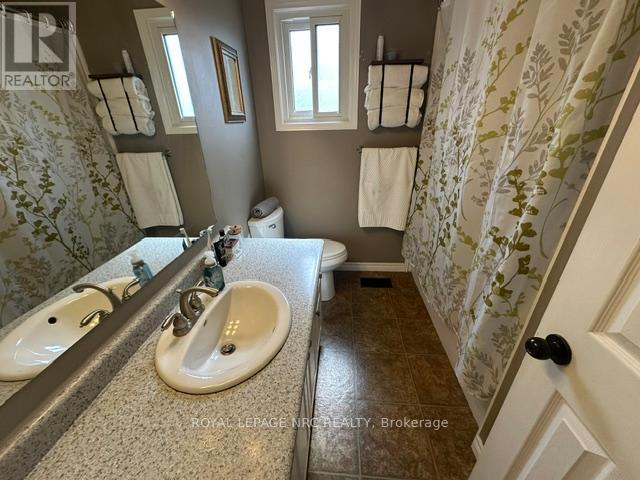 7712 Charnwood Avenue, Niagara Falls, Ontario  L2H 3E3 - Photo 14 - X12962110