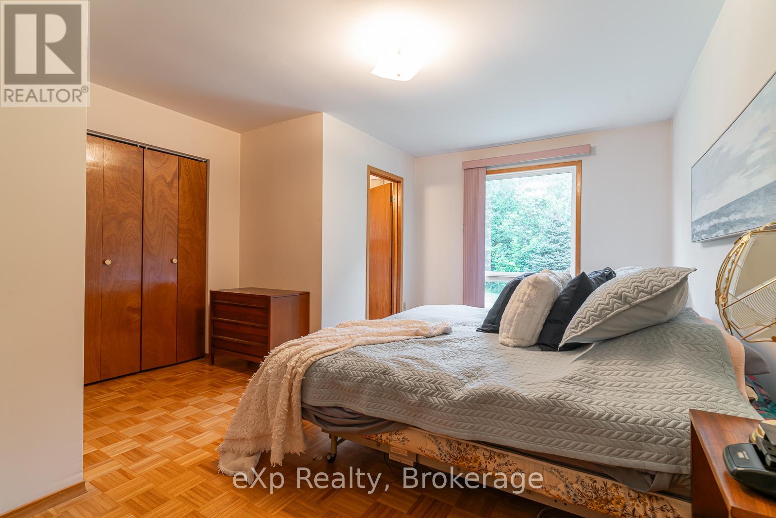 27 Bell Drive, Northern Bruce Peninsula, Ontario  N0H 2T0 - Photo 22 - X12962118