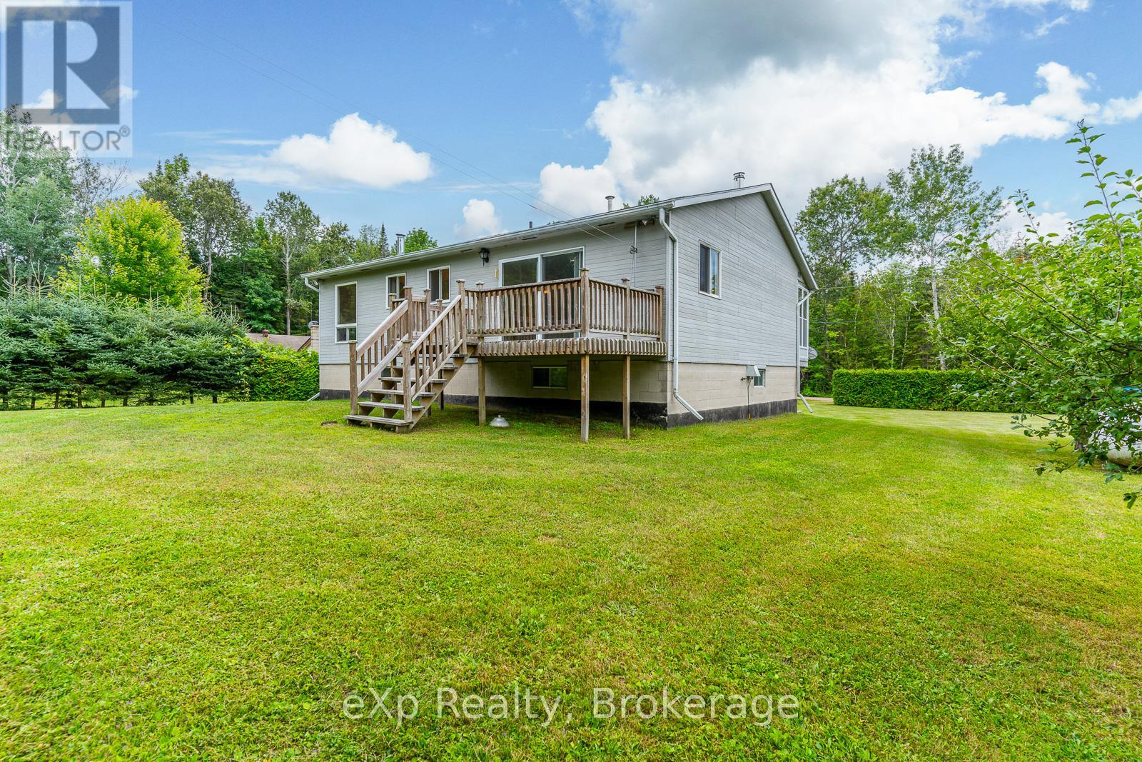 27 Bell Drive, Northern Bruce Peninsula, Ontario  N0H 2T0 - Photo 35 - X12962118