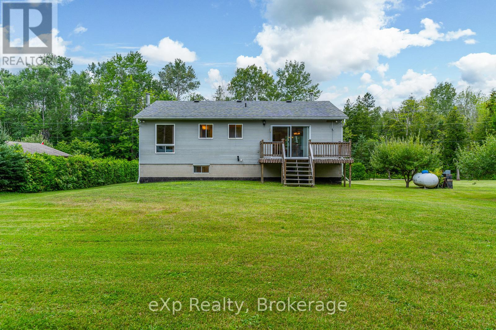 27 Bell Drive, Northern Bruce Peninsula, Ontario  N0H 2T0 - Photo 38 - X12962118