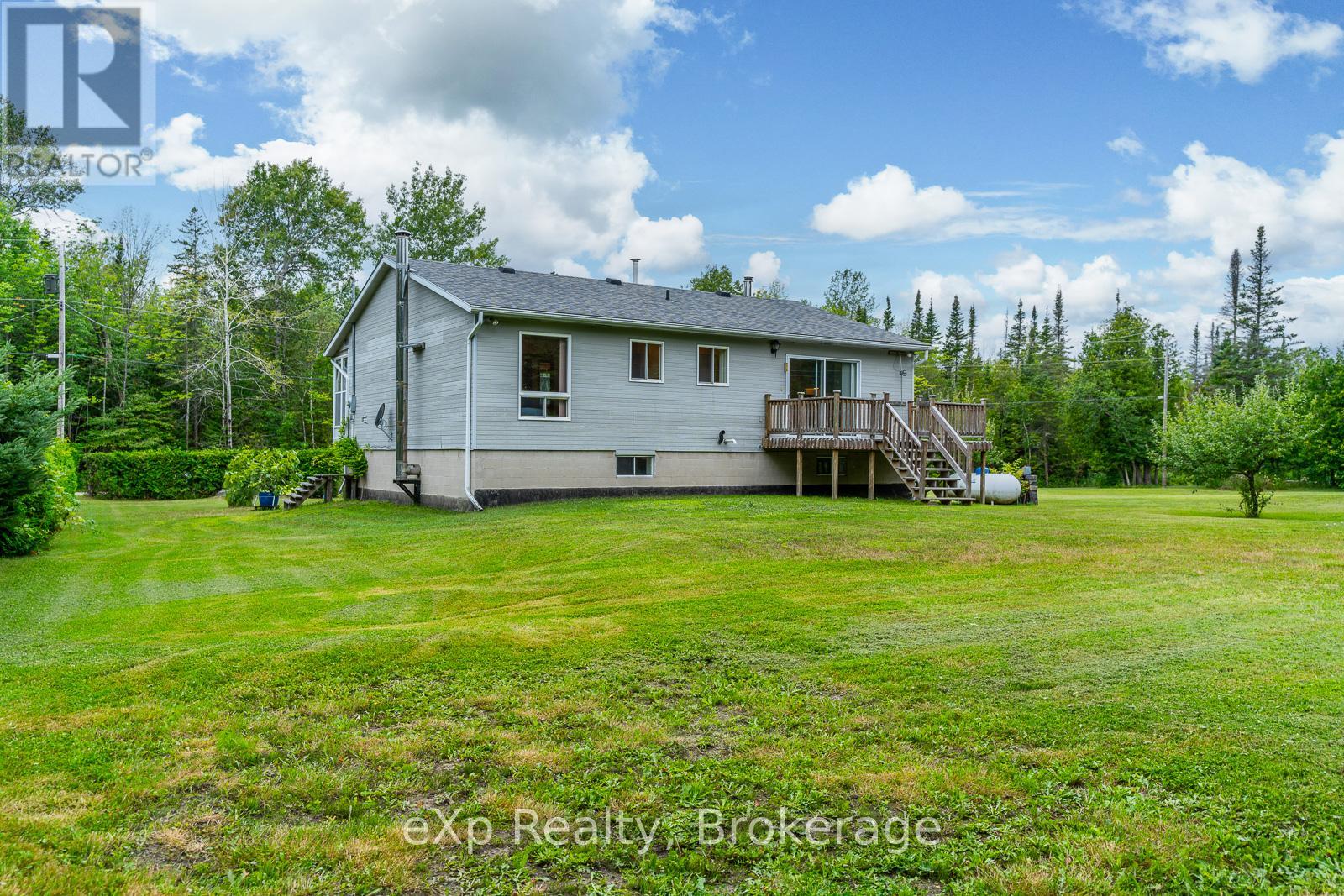 27 Bell Drive, Northern Bruce Peninsula, Ontario  N0H 2T0 - Photo 39 - X12962118