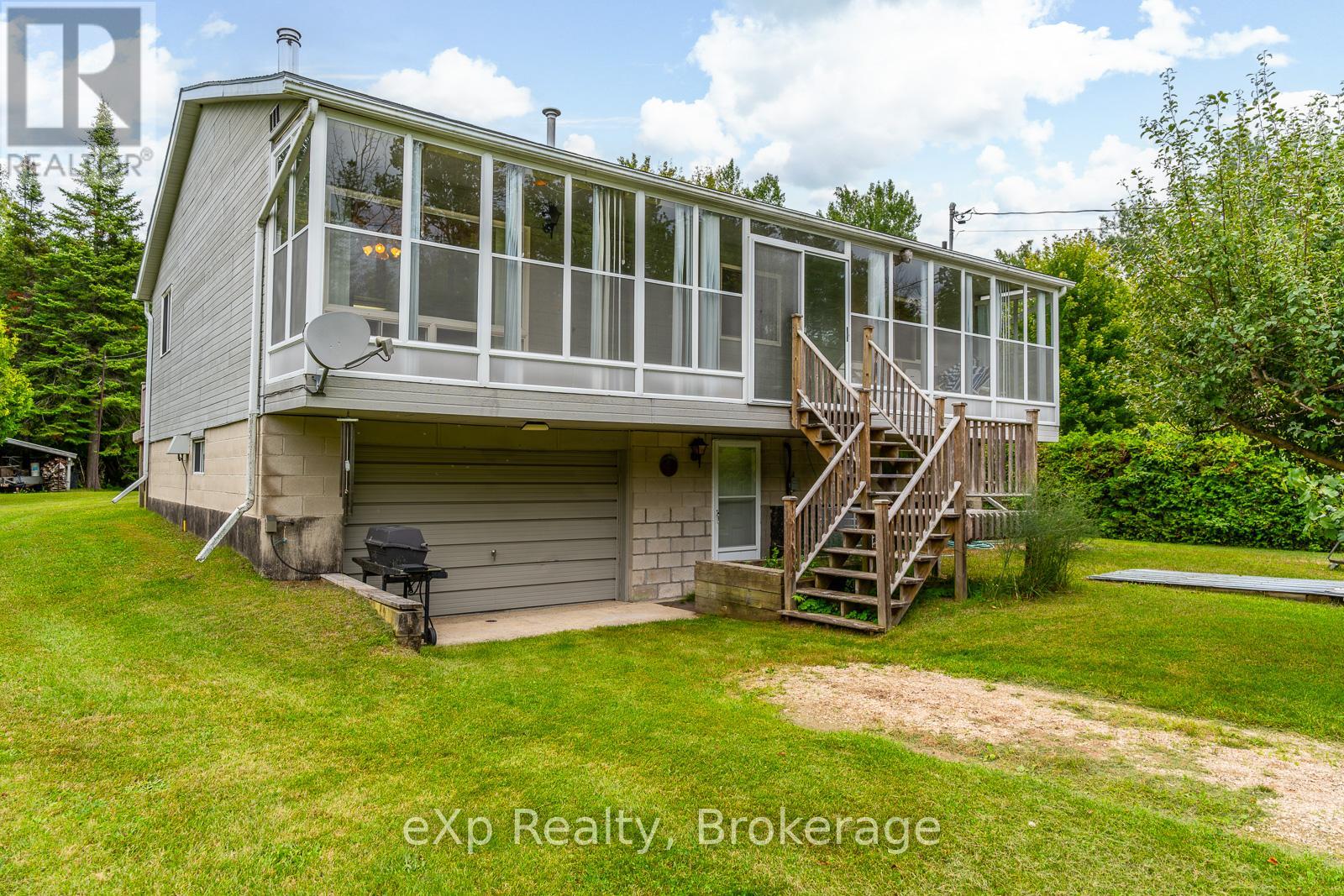 27 Bell Drive, Northern Bruce Peninsula, Ontario  N0H 2T0 - Photo 4 - X12962118