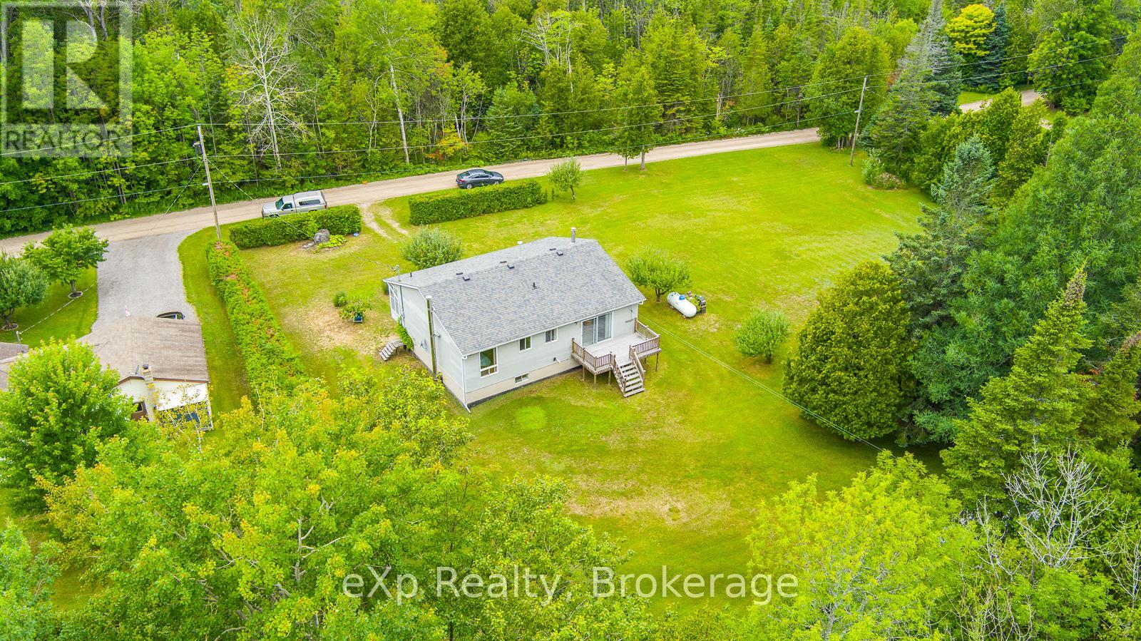 27 Bell Drive, Northern Bruce Peninsula, Ontario  N0H 2T0 - Photo 44 - X12962118